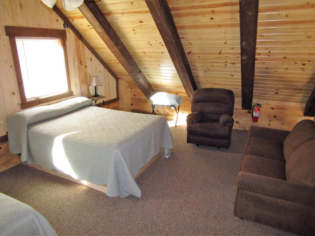 Freedom Ridge Cabins - image 3