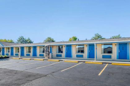 Rodeway Inn Hilliard/Columbus - image 8