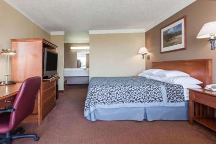 Days Inn by Wyndham Hillsboro TX - image 14