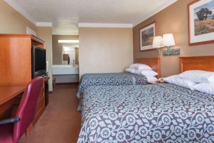 Days Inn by Wyndham Hillsboro TX - image 5