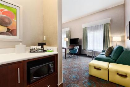 Hampton Inn & Suites Portland/Hillsboro-Evergreen Park - image 8