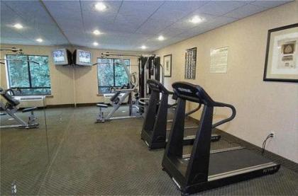 Fairfield Inn & Suites by Marriott Bridgewater Branchburg/Somerville - image 2