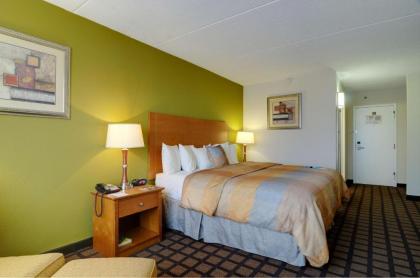 Best Western Plus Chicago Hillside - image 21