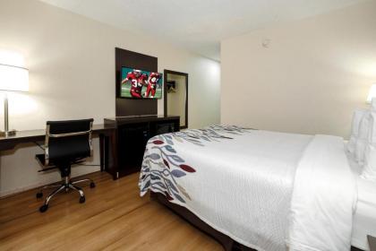Red Roof Inn Hillsville - image 10