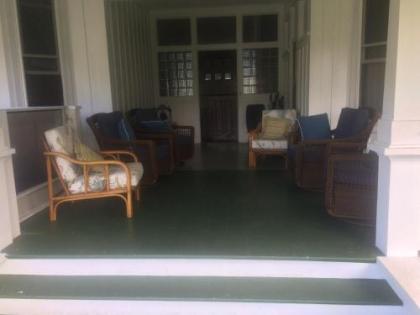 Hilo Bay Oceanfront Bed and Breakfast - image 3
