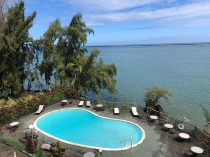 Hilo Bay Hotel - image 1