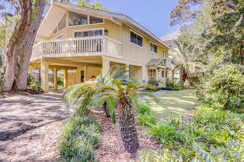 Alexander Beach House - main image