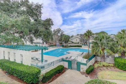 286 Stoney Creek 3 BR condo Sea Pines - image 1