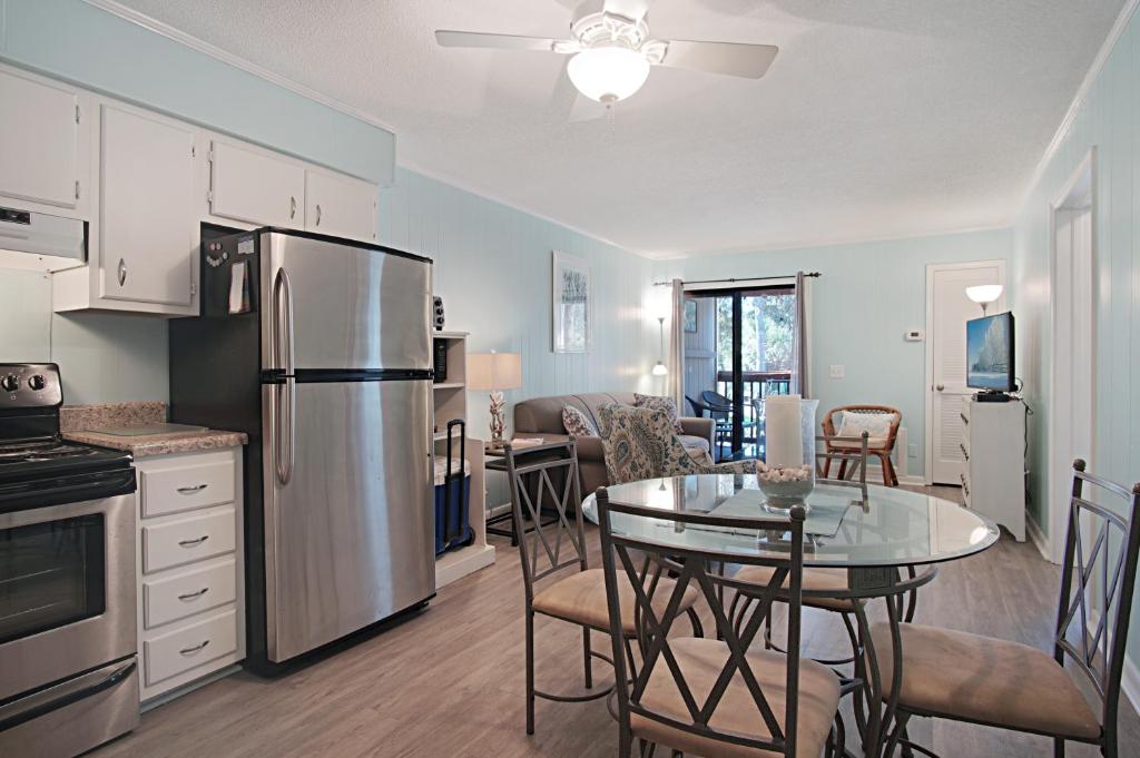 First-Floor Condo - Steps to Beach Coligny Plaza! - main image