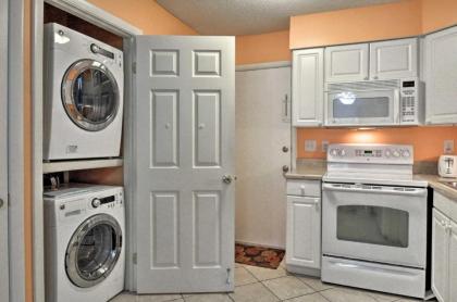 Hilton Head Condo with Pool Hot Tub - Walk to Beach! - image 12