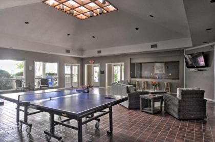 Hilton Head Condo with Pool Hot Tub - Walk to Beach! - image 16