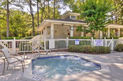 Hilton Head Condo with Pool Hot Tub - Walk to Beach! - image 18