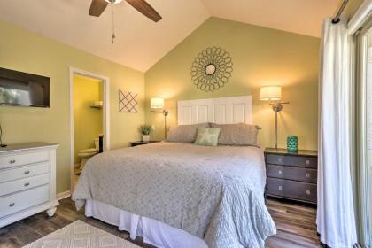 Hilton Head Resort Condo half Mile to Coligny Beach! - image 17
