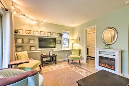 Hilton Head Resort Condo half Mile to Coligny Beach! - image 4