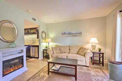 Hilton Head Resort Condo half Mile to Coligny Beach! - image 7