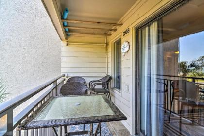 Family Beach Retreat with Balcony Walk to Shore! - image 18