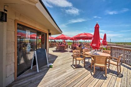 Hilton Head Island Condo with Pool - Steps to Beach! - image 5