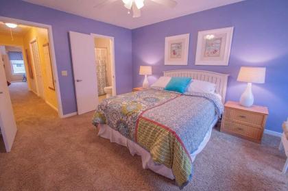 Chic Hilton Head Villa with Balcony-Walk to the Beach - image 13