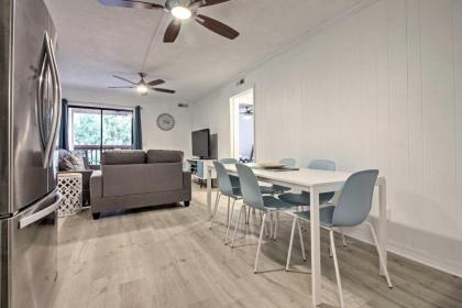 Hilton Head Condo with Shared Pool - Walk to Beach! - image 12
