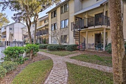 Updated Hilton Head Island Condo - Walk to Beach! - image 15