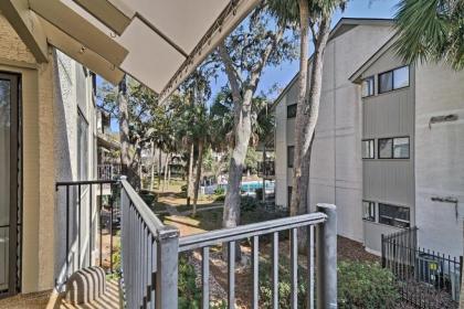 Updated Hilton Head Island Condo - Walk to Beach! - image 18