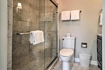 Updated Hilton Head Island Condo - Walk to Beach! - image 3