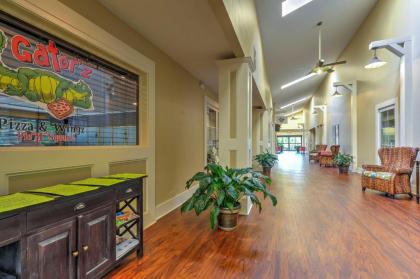 Hilton Head Condo with On-site Pool Bars and Bikes! - image 16