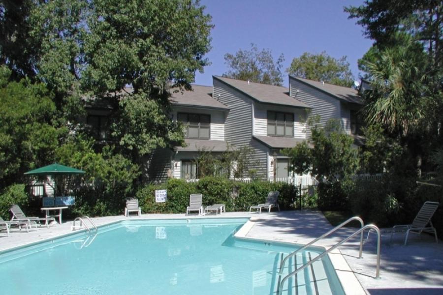 Ocean Breeze 66 2 Bedrooms Pet Friendly Sleeps 6 - image 2