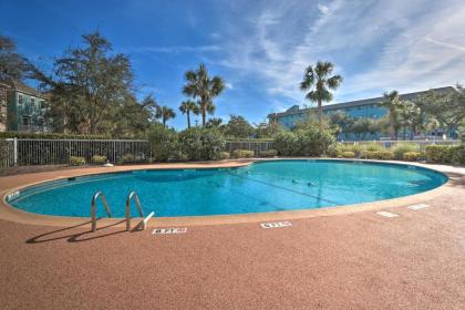 Oceanfront Family Condo Near Golf Less than 1 mi to Beach South Carolina