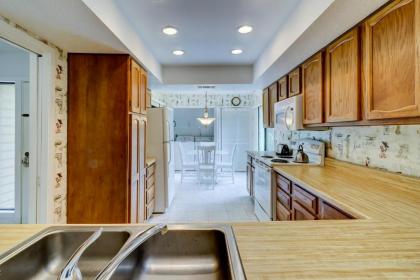 488 Captains Cove 2 BR Palmetto Dunes - image 5