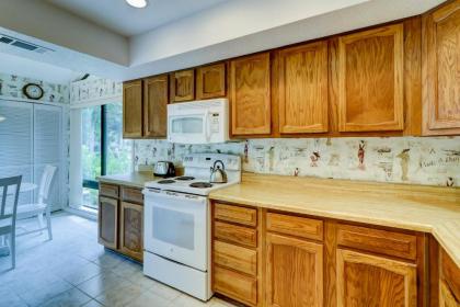 488 Captains Cove 2 BR Palmetto Dunes - image 6
