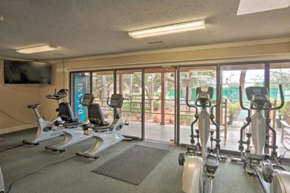 Hilton Head Resort Retreat with Top Amenities! - image 8