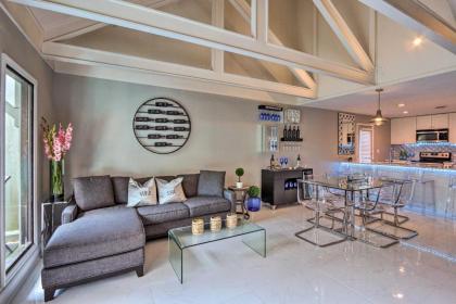Resort Beach Villa - Short Walk to the Shore! - image 10