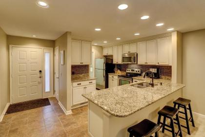 153 Colonnade 2 BR Golf Condo Shipyard Hilton Head Island South Carolina