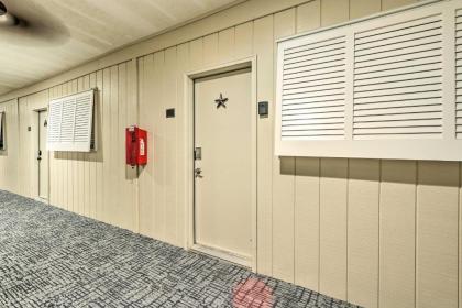 Coastal Condo with Pool and Direct Beach Access! - image 4