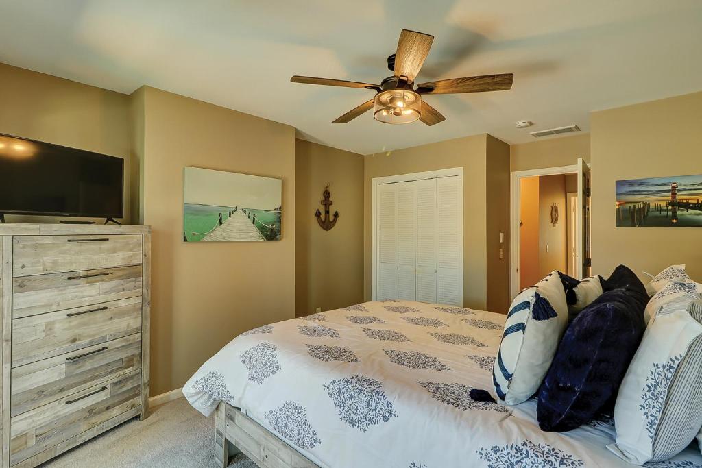 24 Isle of Pines Sea Pines Golf Home - image 7