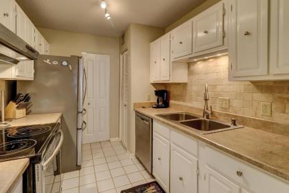 935 Cutter Court Harbourtown Sea Pines - image 8