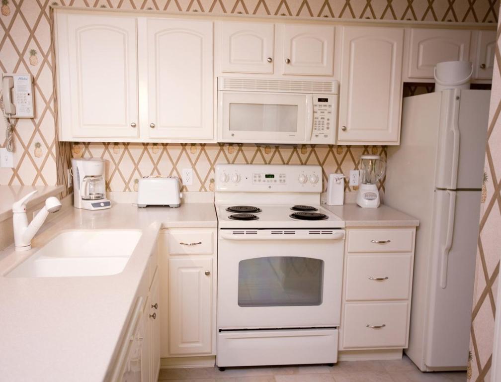 Spacious and Immaculate Villa in Hilton Head Island - Two Bedroom #1 - image 2