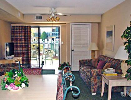 Luxury in a Uniquely Designed Villa at Hilton Head - Two Bedroom Villa#1 - image 11