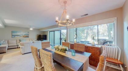 903 Inverness Village - image 3