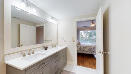 306 Windsor Place - image 16