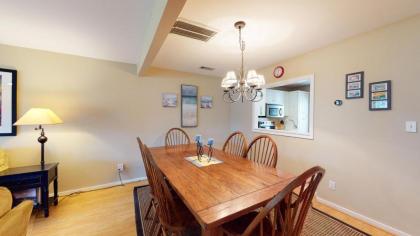 704 Queens Grant - image 10