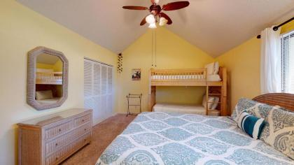 704 Queens Grant - image 18