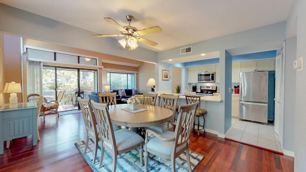 243 Turnberry Village - main image