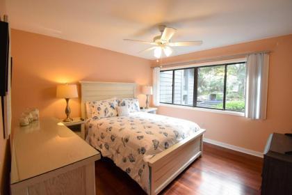 243 Turnberry Village - image 15