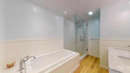 299 Turnberry Village - image 13