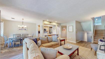 237 Turnberry Village - image 12