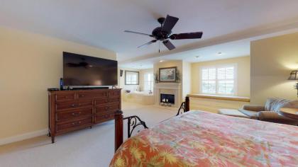 7124 Harbourside I - image 11
