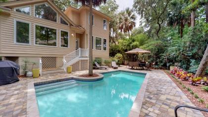 6 Flagg Dr