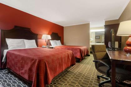 Econo Lodge Near Fort Stewart On site Restaurant and Bar Extended stay rate Laundry facility and Pool - image 10